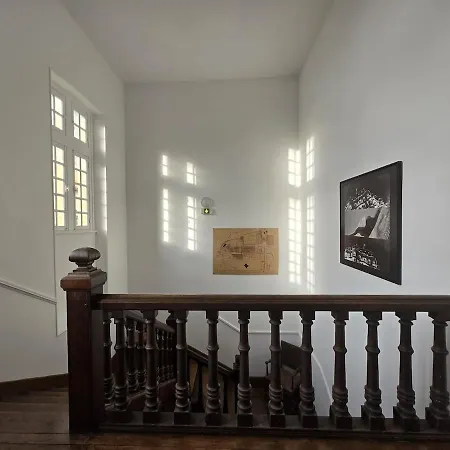 Ancien Palais De Justice Et Jardin Апартаменты Вернёй-сюр-Авр