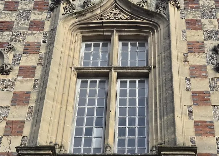 Апартаменты Ancien Palais De Justice Et Jardin