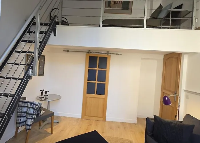 Ancien Palais De Justice Et Jardin Апартаменты *