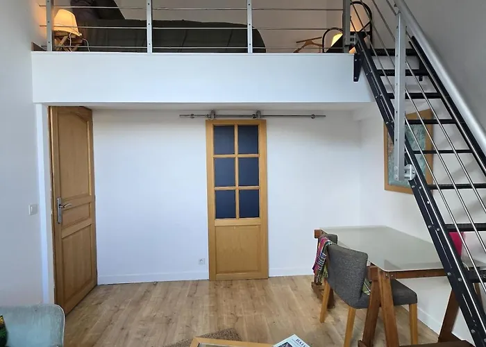 Ancien Palais De Justice Et Jardin Апартаменты